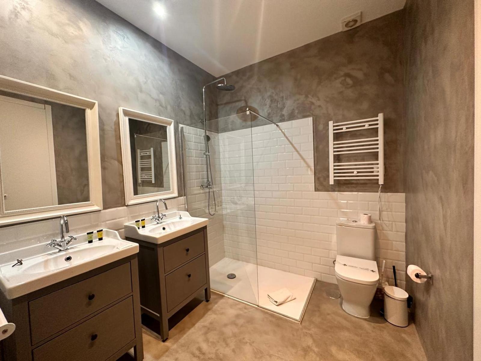 Amazing 3Bd 3Bth With 9 Balconies By Madrid4You Apartments Екстер'єр фото