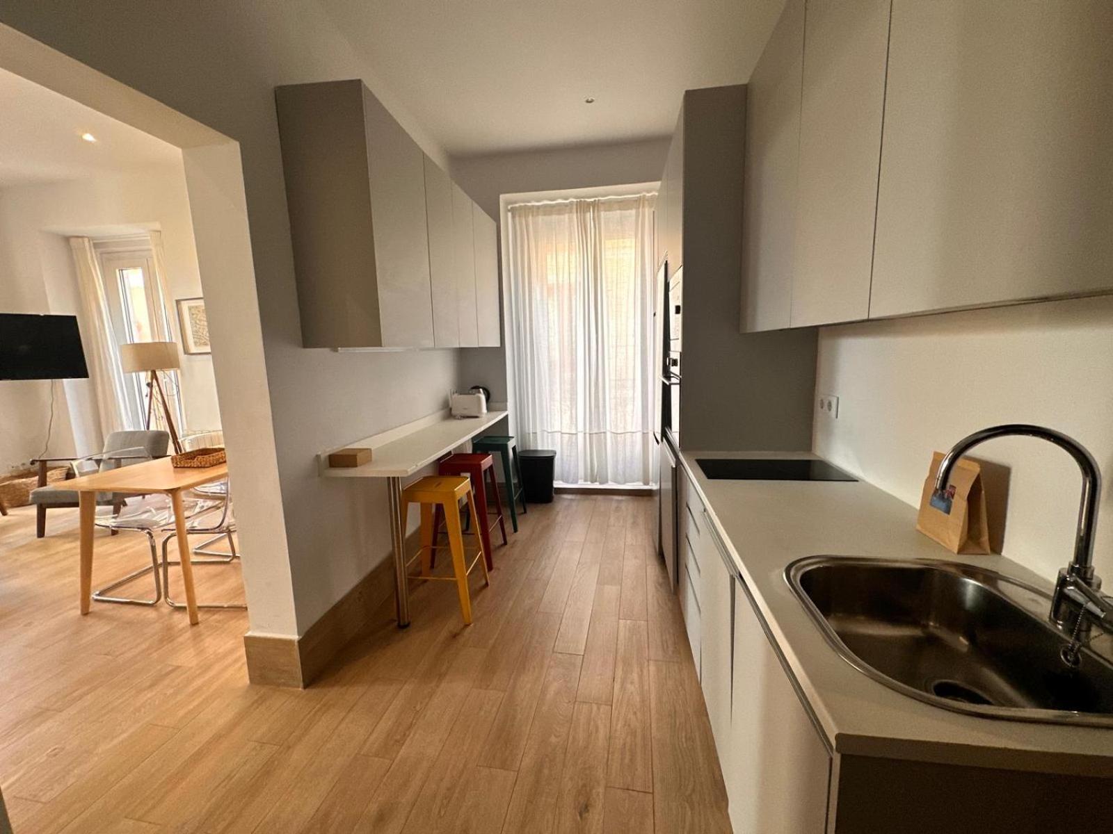 Amazing 3Bd 3Bth With 9 Balconies By Madrid4You Apartments Екстер'єр фото